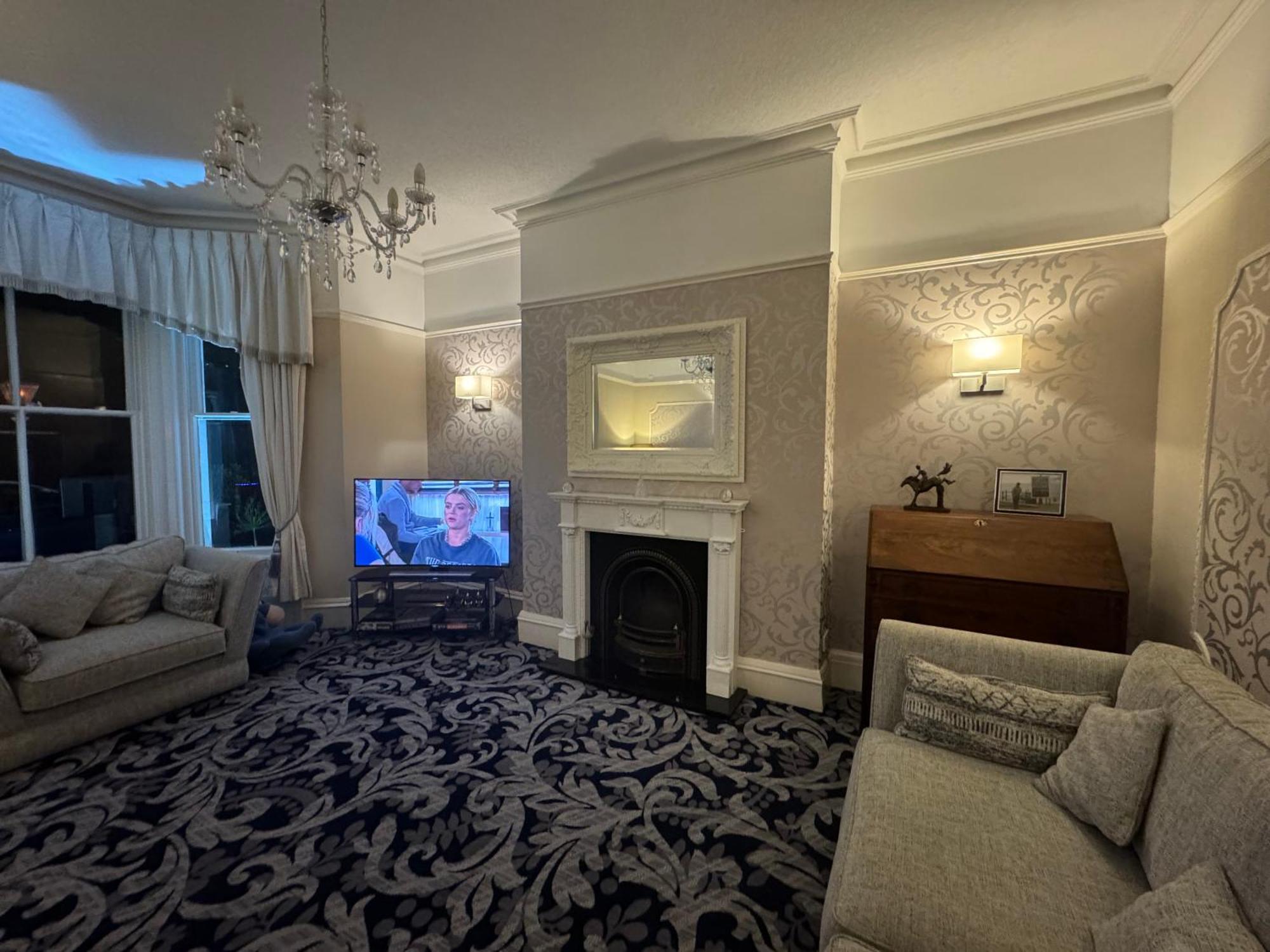 Отель Winchmore 3*